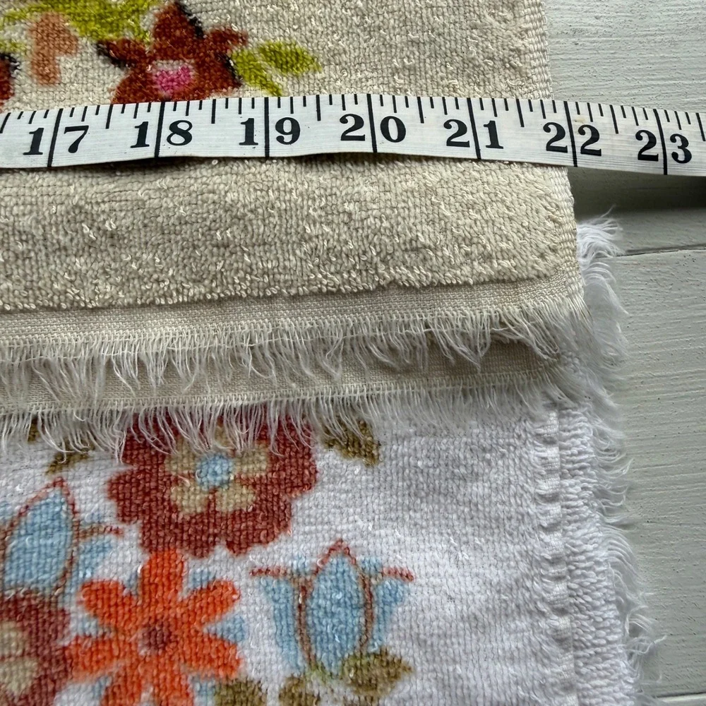Vintage Floral Hand Towel and Washcloth Set 3pc Retro 70s Cotton Fringed